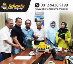 Pesan Nasi Tumpeng di Sudirman